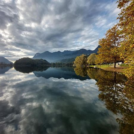 Villaggio Turistico Il Lago Dorato Carlazzo 外观 照片