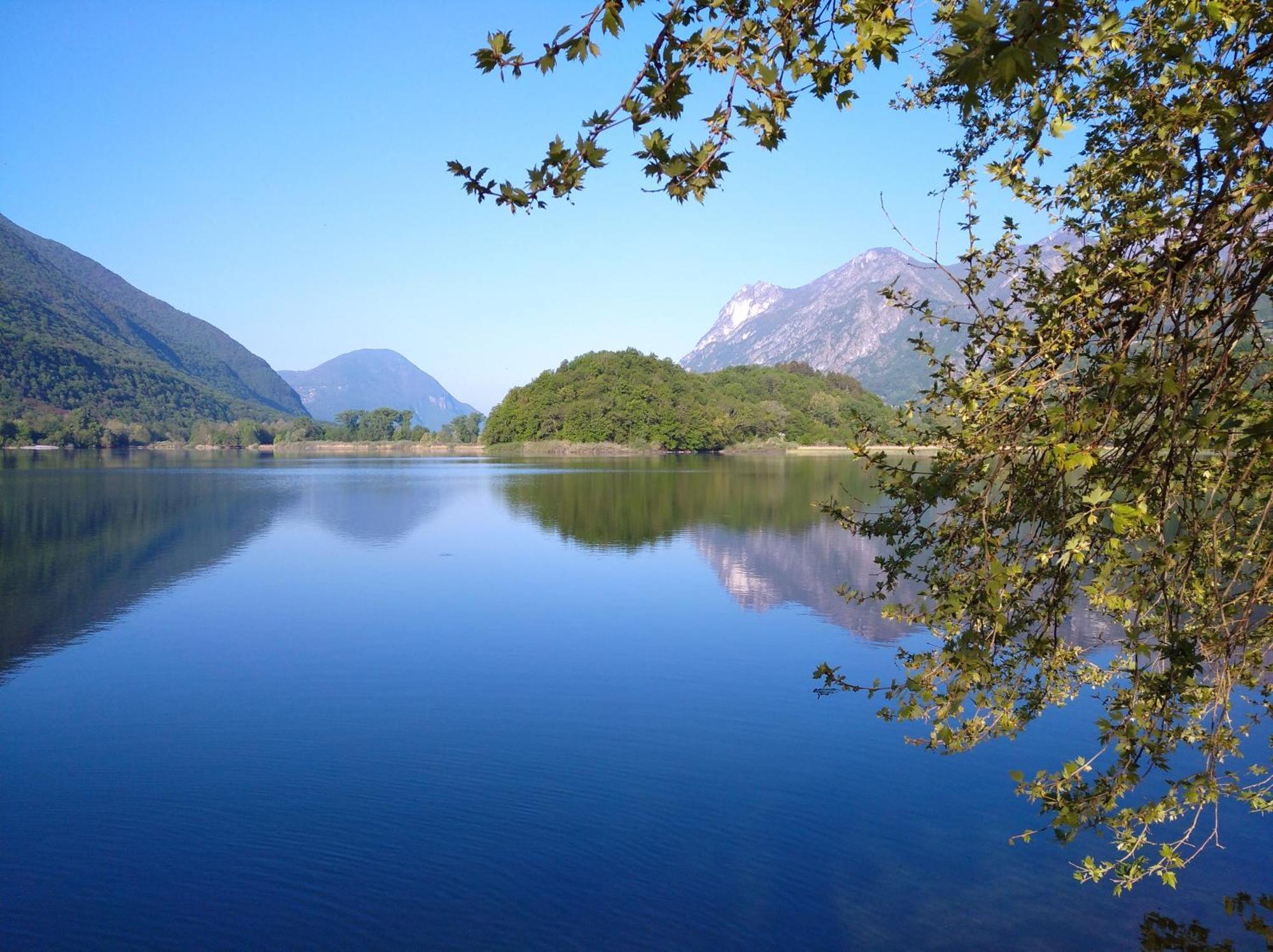 Villaggio Turistico Il Lago Dorato Carlazzo 外观 照片